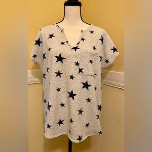 FIRST LOVE Ladies Stars Top; Large; EUC.